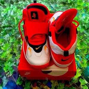 NIKE Boys Air Speed Turf